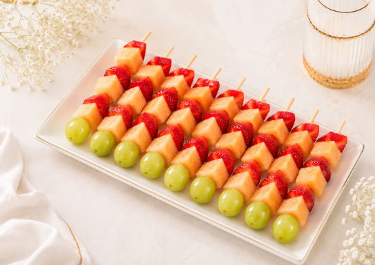 Pinchos de frutas